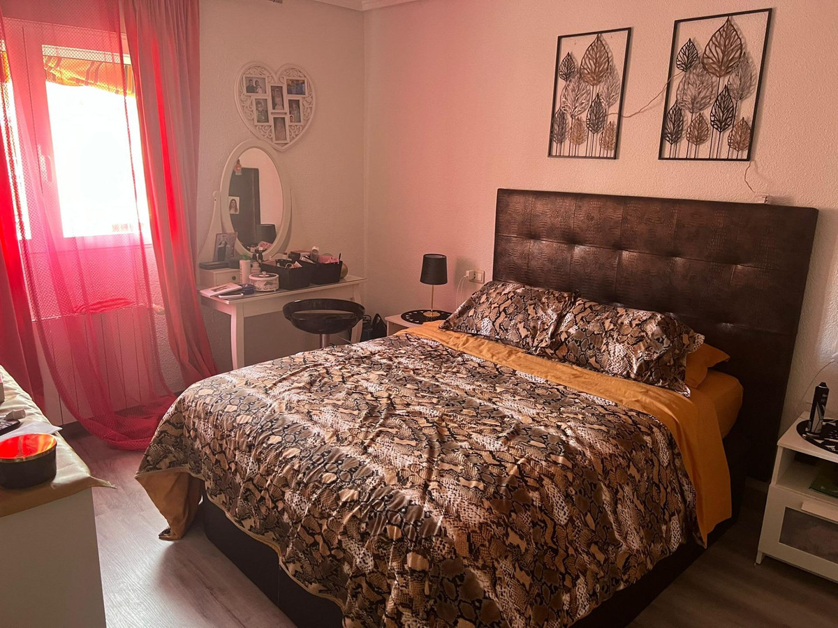 Appartement te koop in Alicante | 4 slaapkamers H5319187