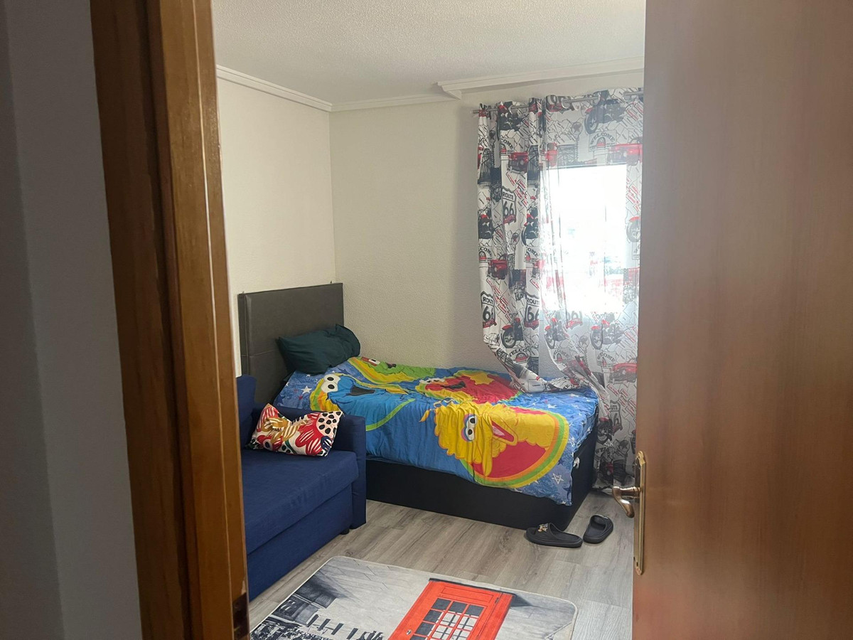 Appartement te koop in Alicante | 4 slaapkamers H5319187