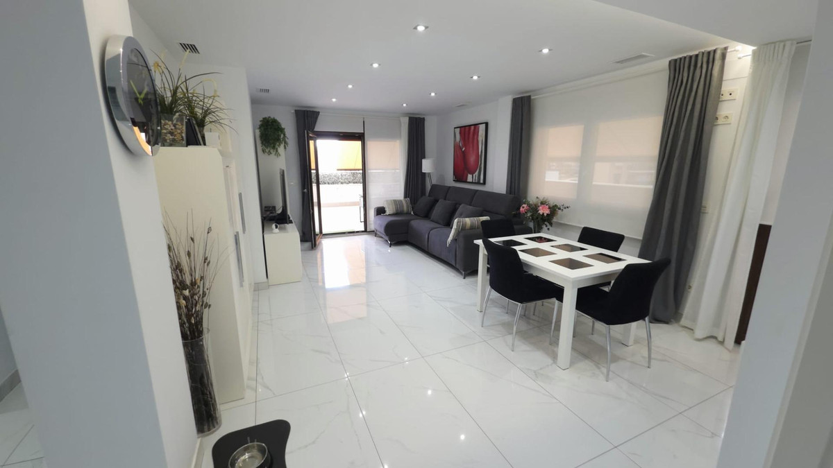 Penthouse te koop in Alicante | 3 slaapkamers H5323516