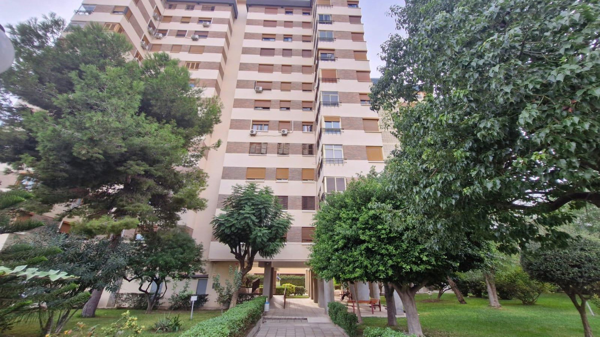 Appartement te koop in Alicante | 4 slaapkamers H5323525