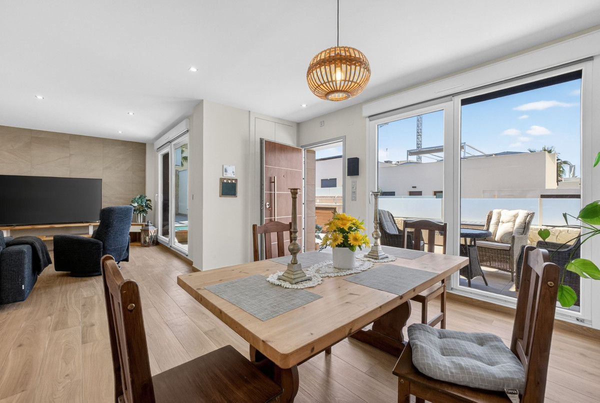 Appartement te koop in Alicante | 3 slaapkamers H5395240