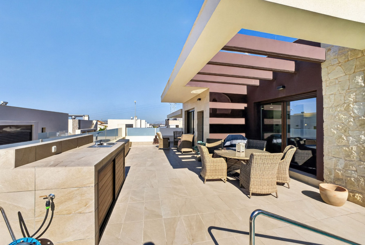 Appartement te koop in Alicante | 3 slaapkamers H5395240