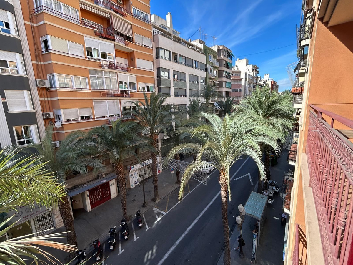 Appartement te koop in Alicante City | 3 slaapkamers H5195317
