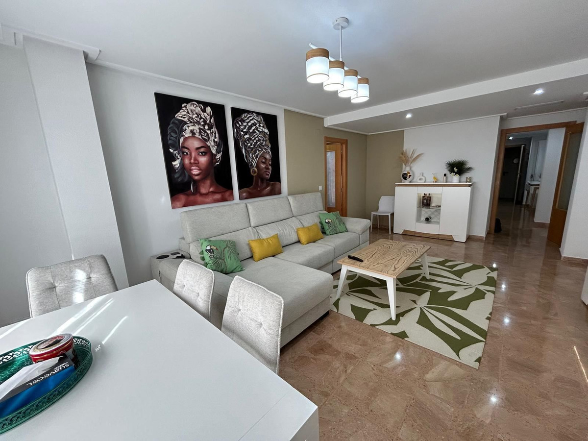 Appartement te koop in Alicante City | 3 slaapkamers H5195317