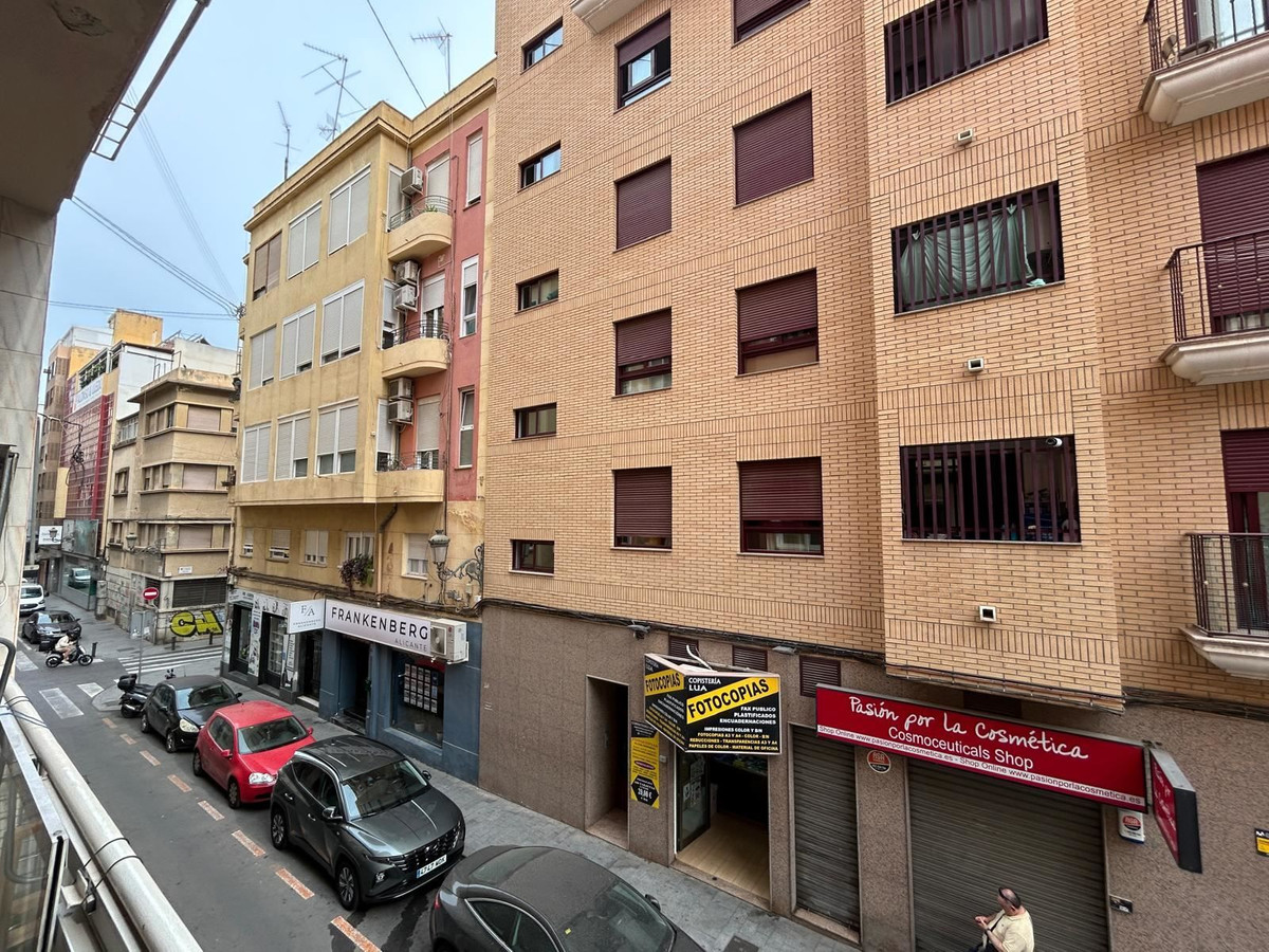 Appartement te koop in Alicante City | 4 slaapkamers H5248135