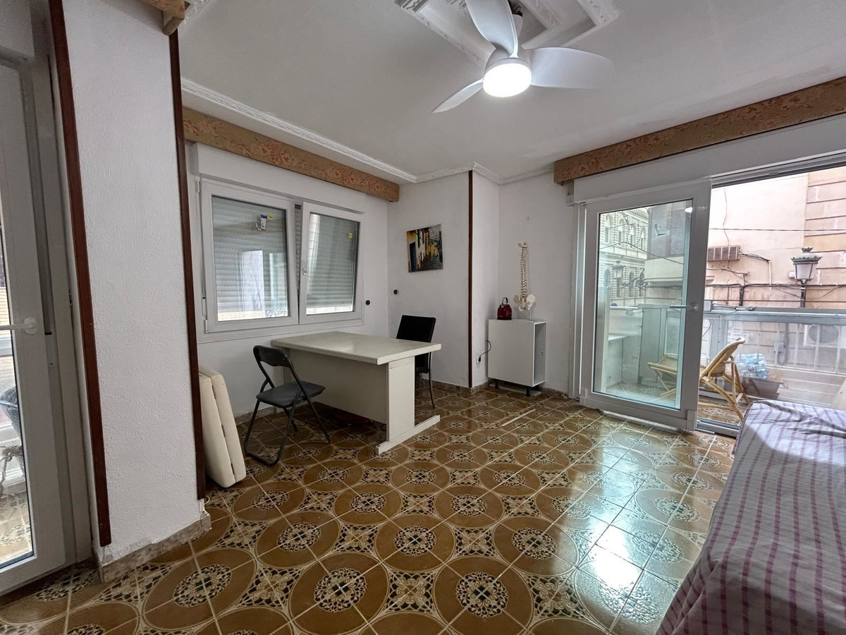 Appartement te koop in Alicante City | 4 slaapkamers H5248135