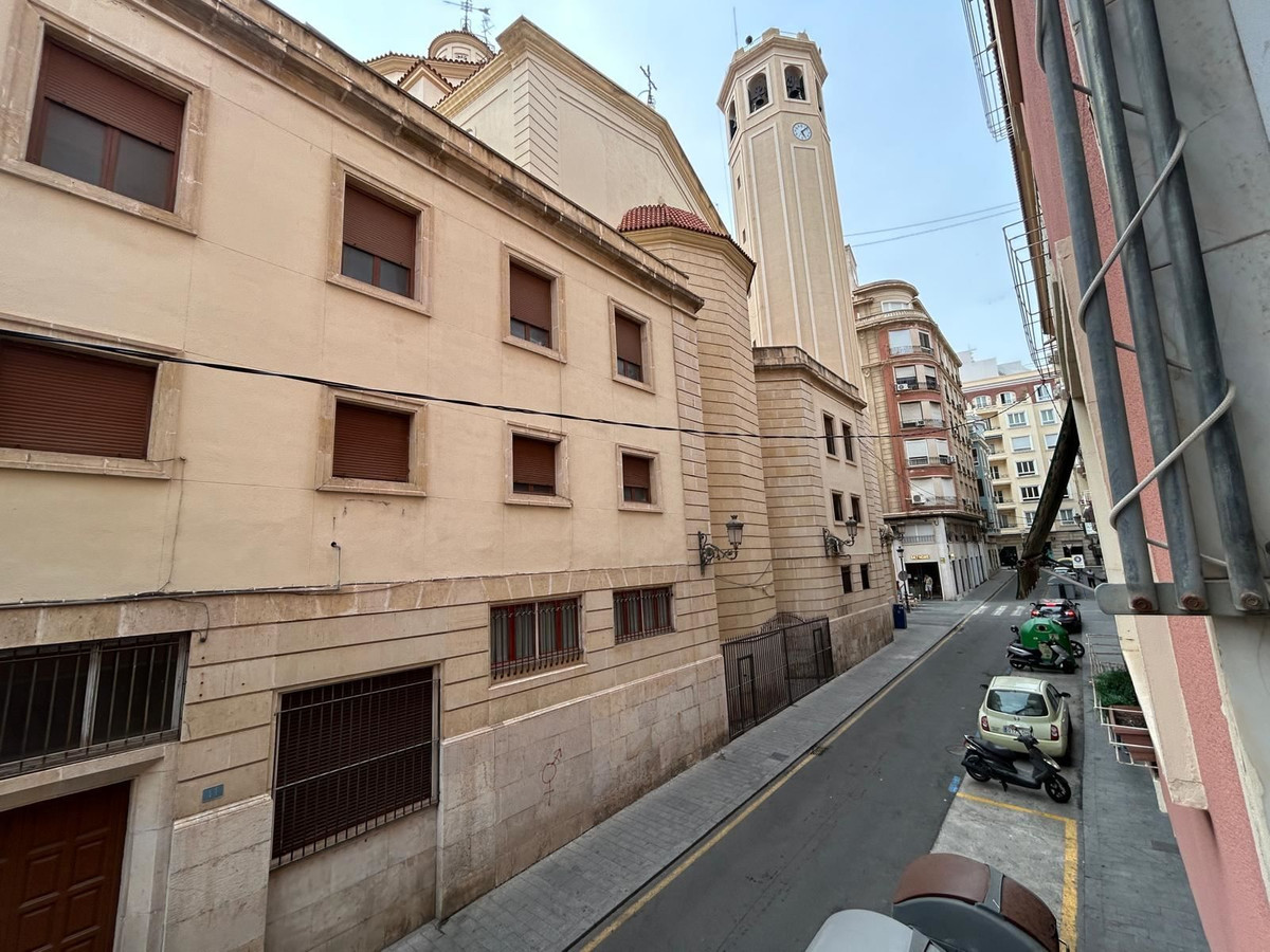 Appartement te koop in Alicante City | 4 slaapkamers H5248135