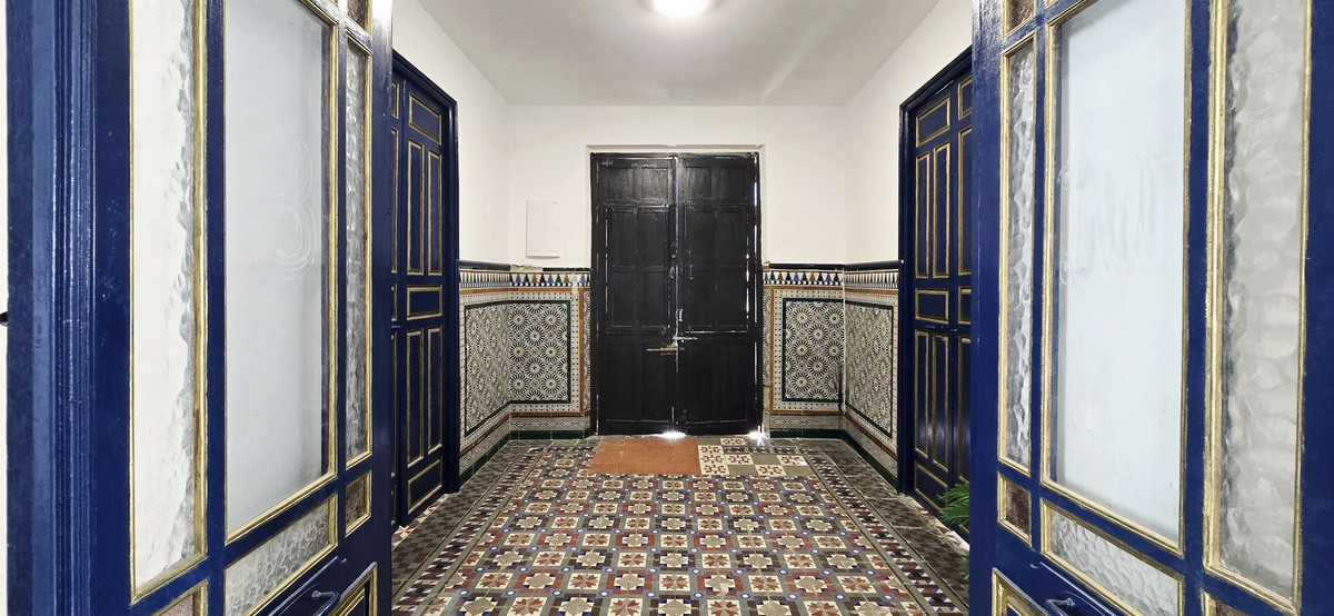 Appartement te koop in Almayate | 4 slaapkamers H5404231