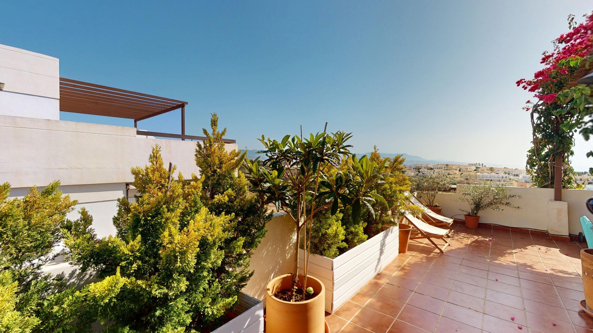 Huis te koop in Almayate | 3 slaapkamers H5482762