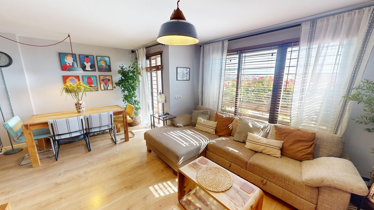 Huis te koop in Almayate | 3 slaapkamers H5482762