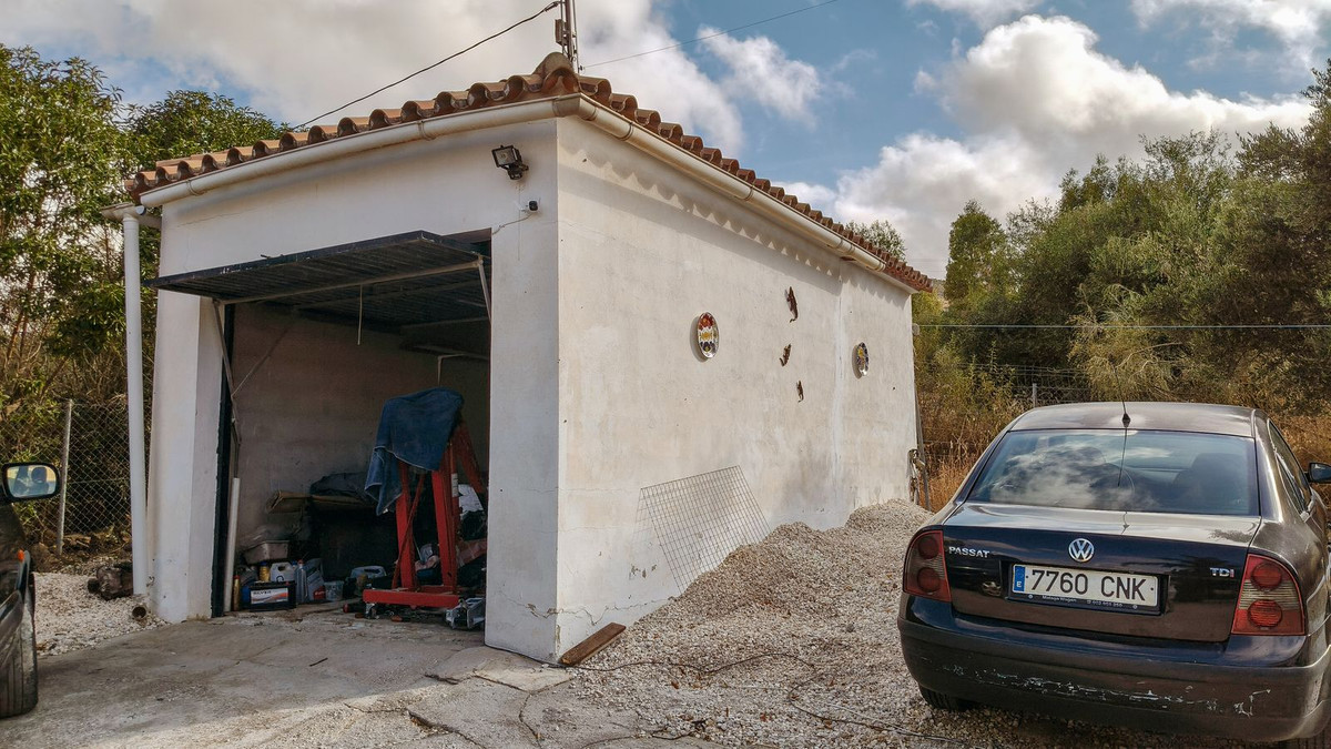 Finca - Cortijo te koop in Almogía | 3 slaapkamers H5172727