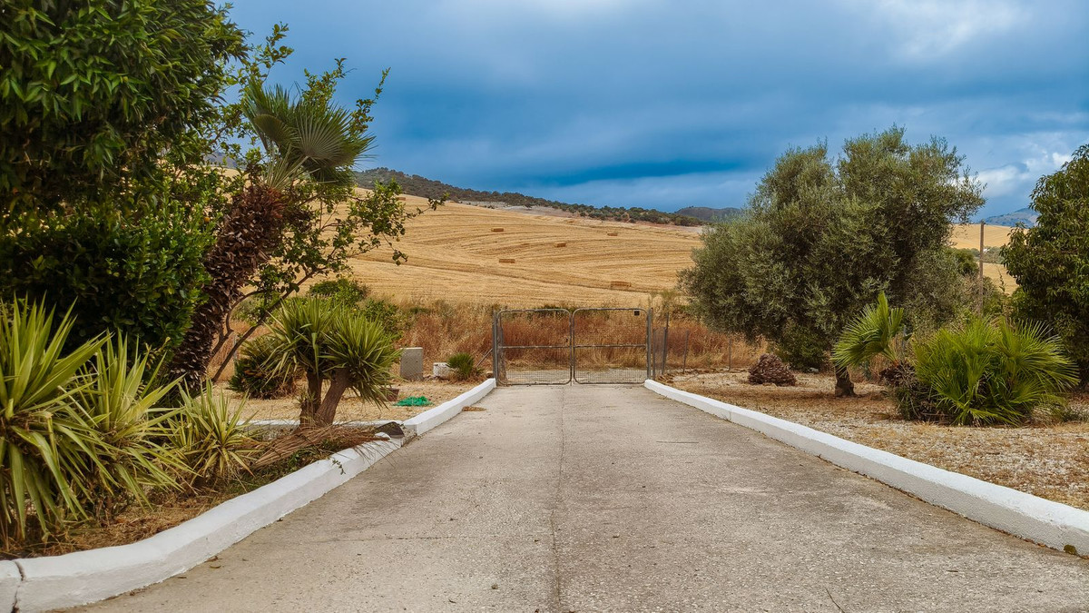 Finca - Cortijo te koop in Almogía | 3 slaapkamers H5172727