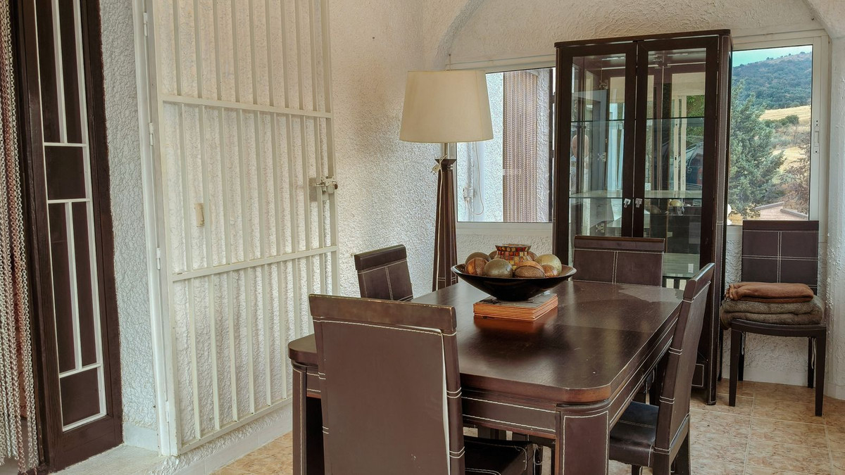 Finca - Cortijo te koop in Almogía | 3 slaapkamers H5172727