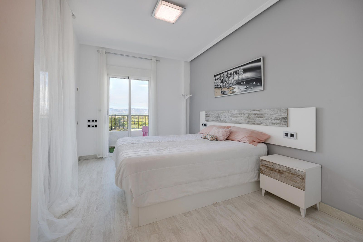 Penthouse te koop in Almoradi | 2 slaapkamers H5208232