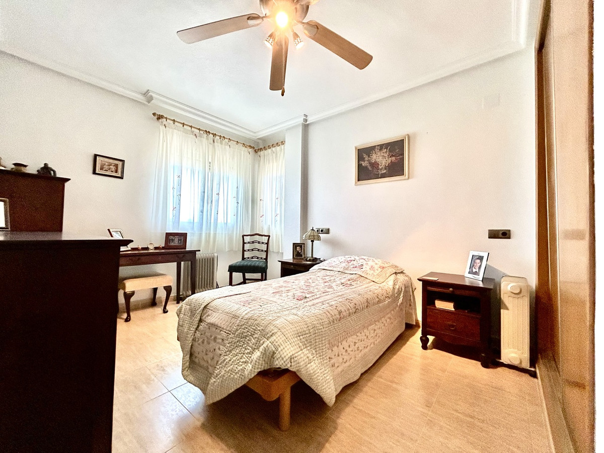 Appartement te koop in Almoradi | 4 slaapkamers H5357788