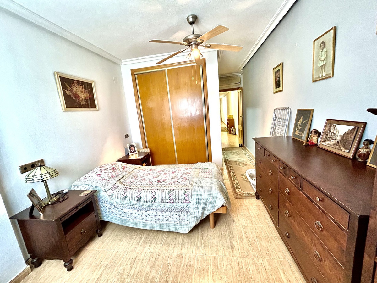 Appartement te koop in Almoradi | 4 slaapkamers H5357788