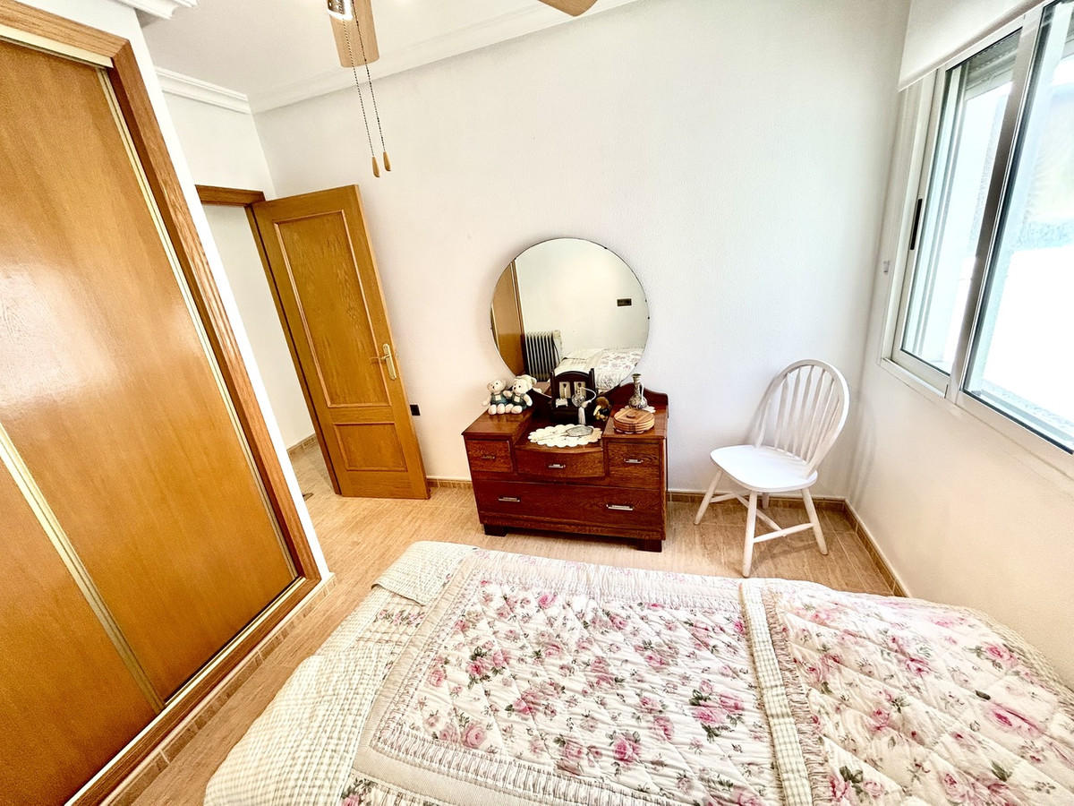 Appartement te koop in Almoradi | 4 slaapkamers H5357788