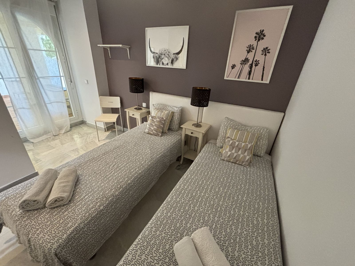 Tussenverdieping Appartement in Aloha-18