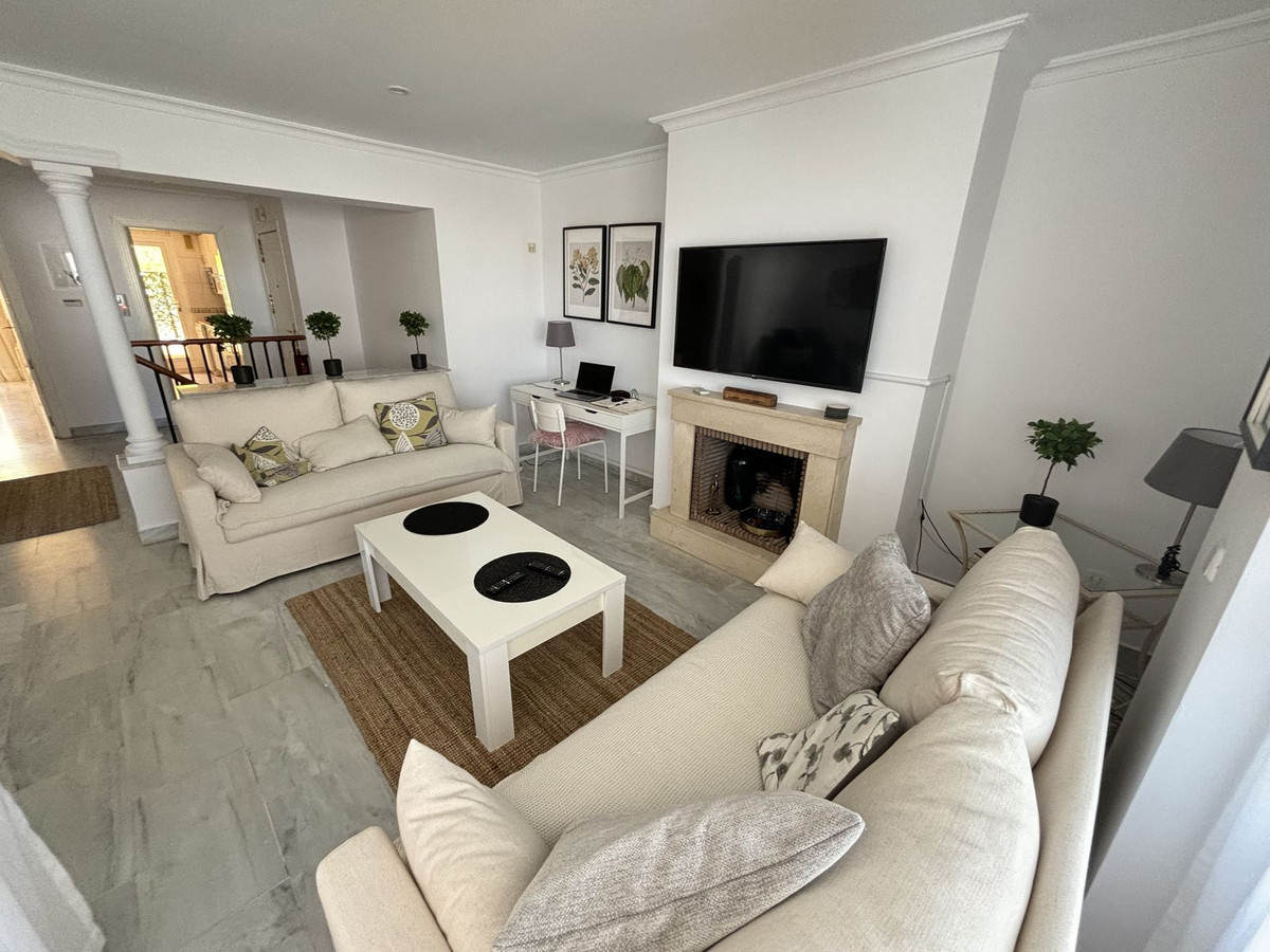 Tussenverdieping Appartement in Aloha-2