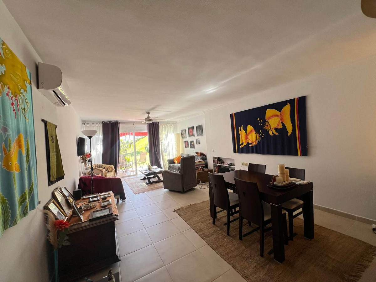 Begane grond appartement in Aloha-10