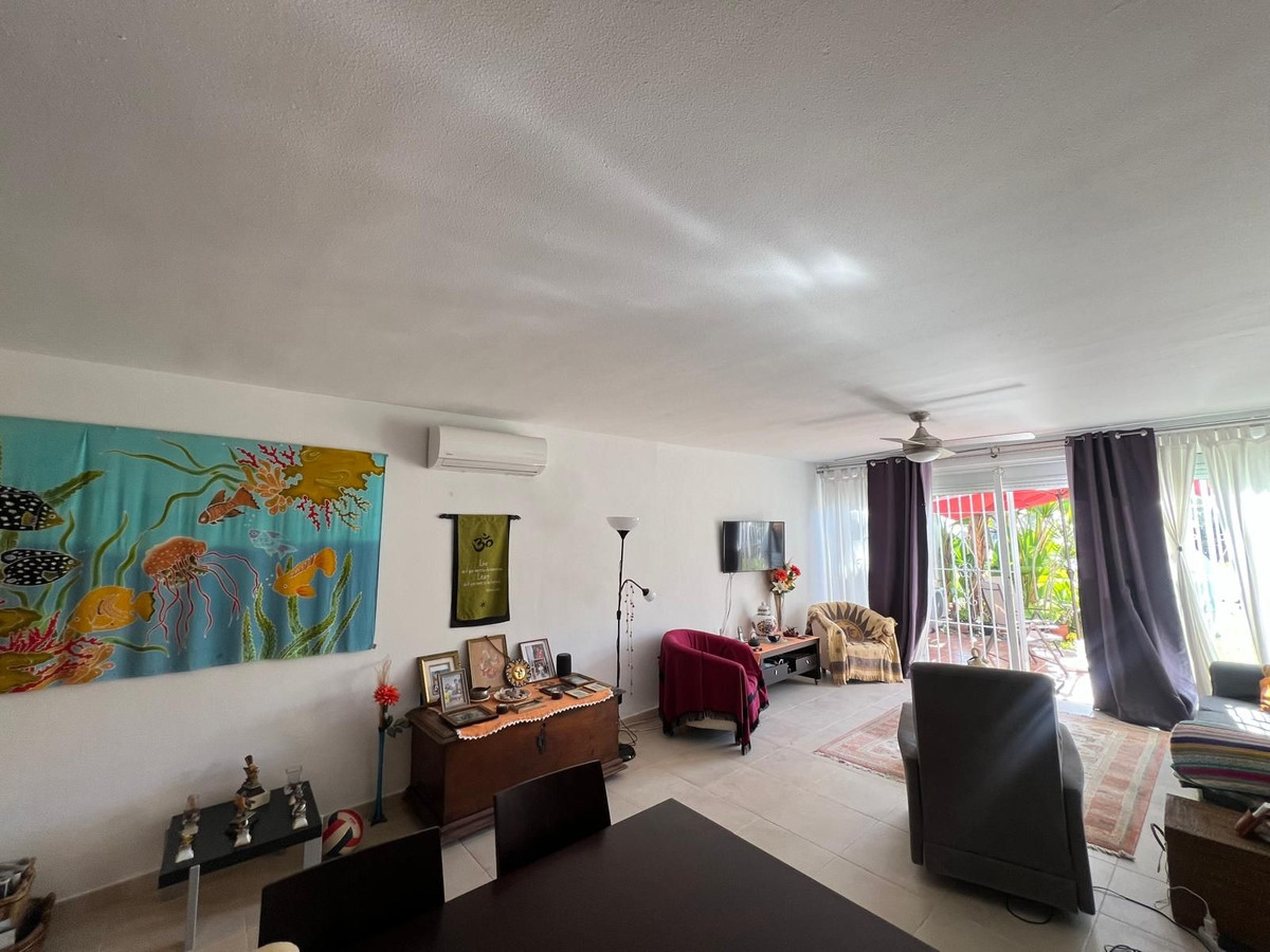Begane grond appartement in Aloha-11