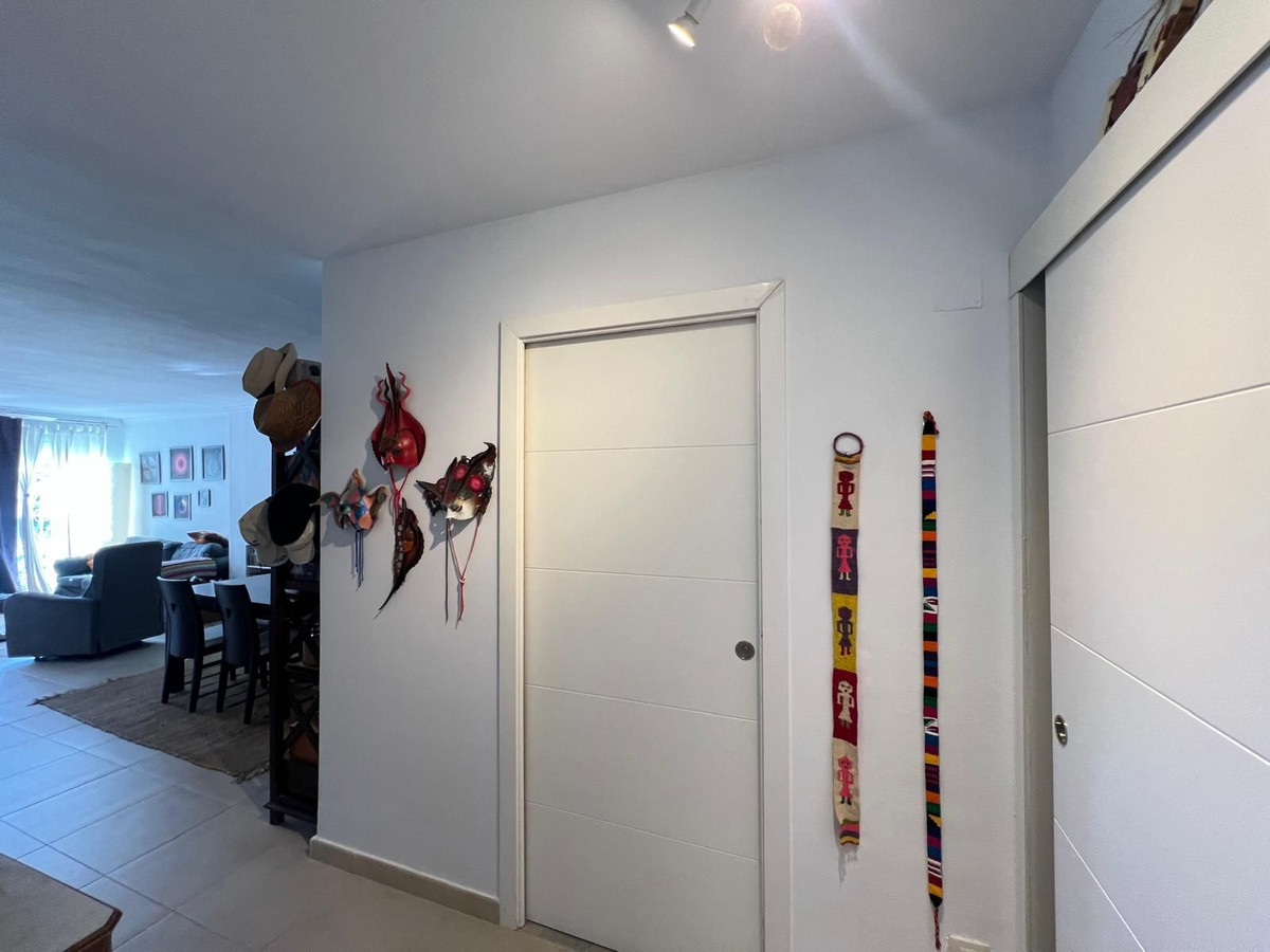 Begane grond appartement in Aloha-12