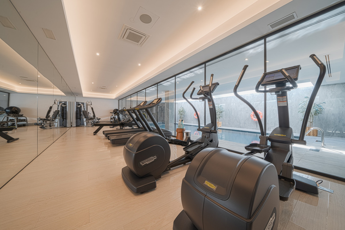 Appartement te koop in Aloha | 7 slaapkamers H5066296