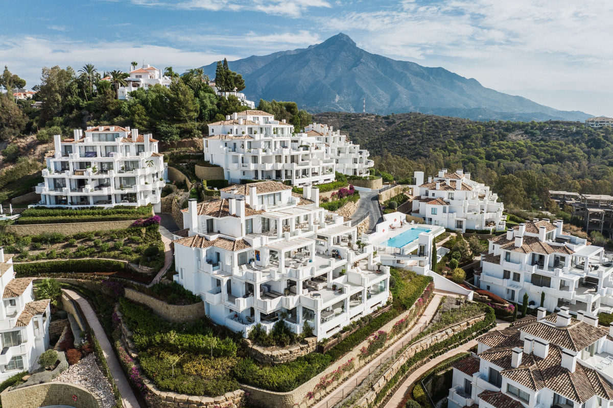 Appartement te koop in Aloha | 7 slaapkamers H5066296