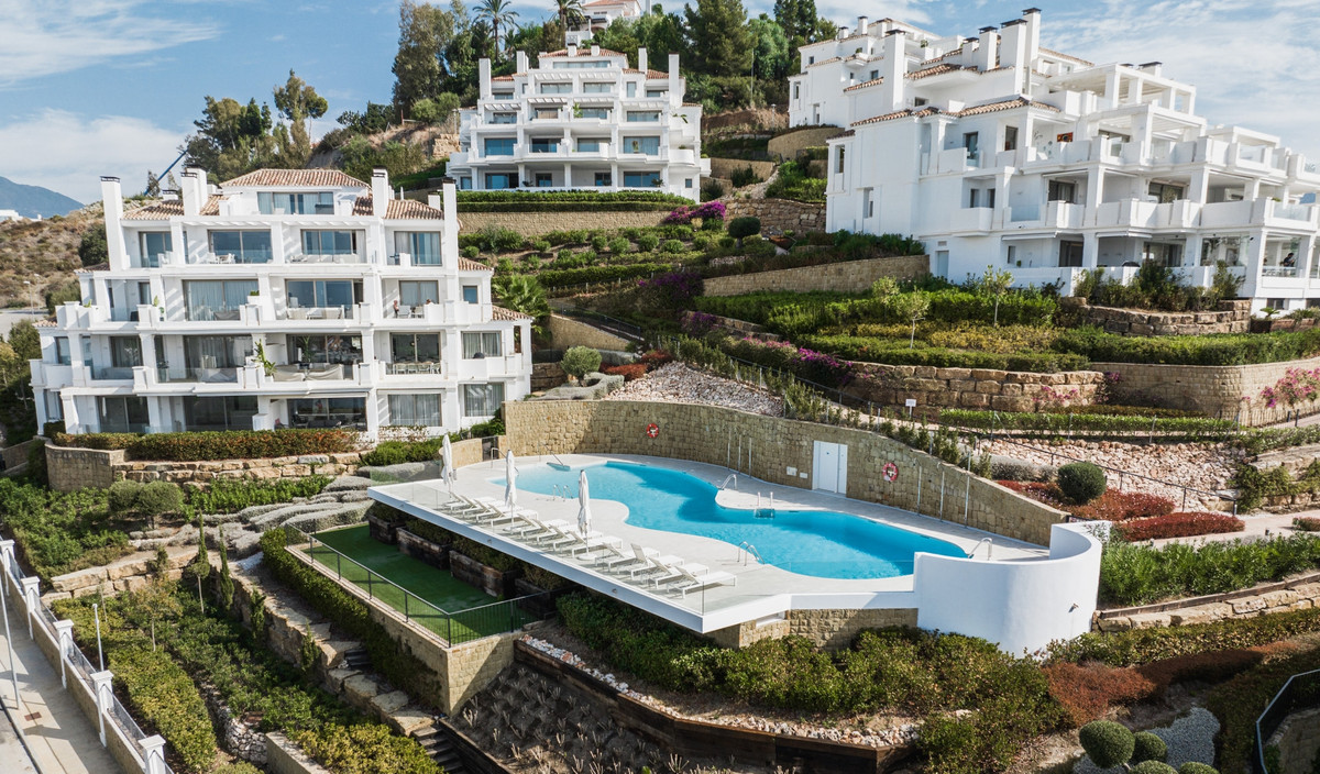 Appartement te koop in Aloha | 7 slaapkamers H5066296