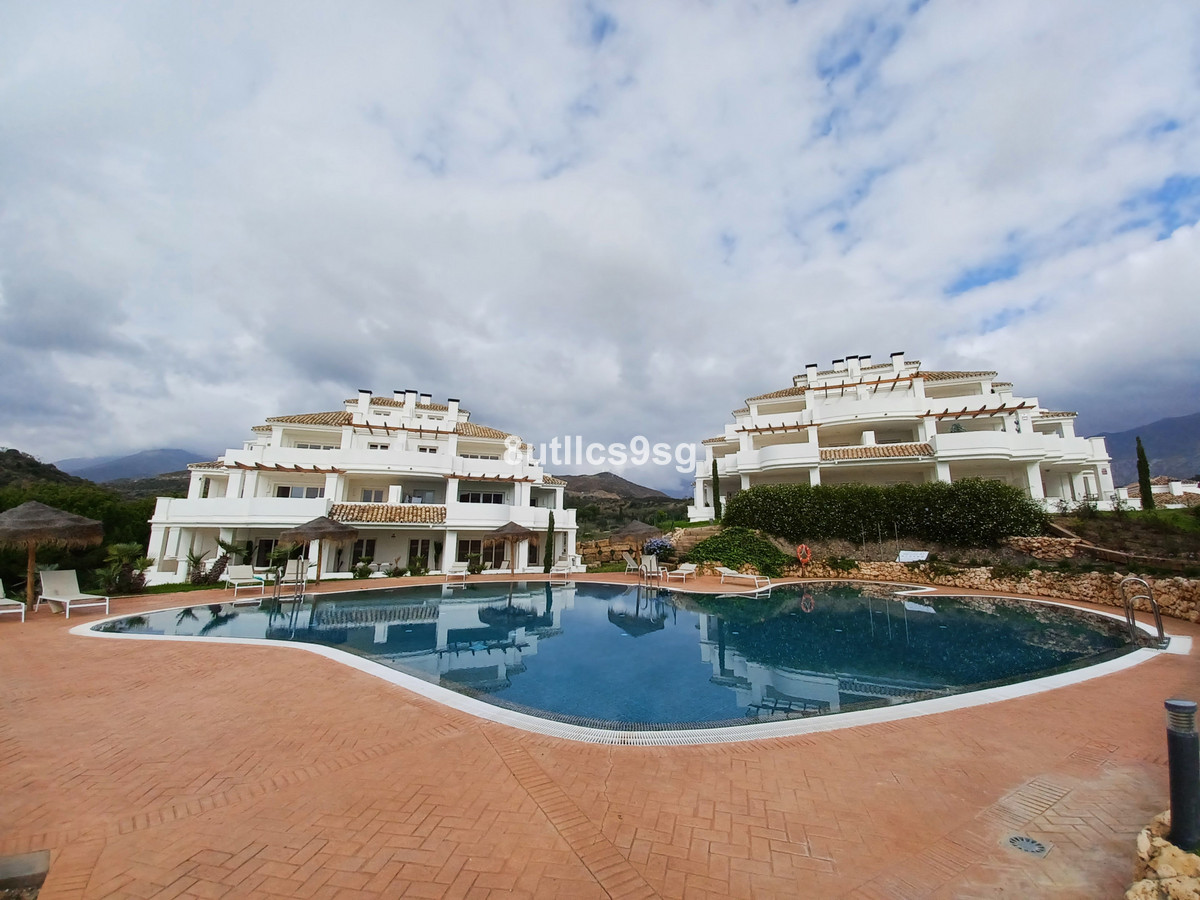 Appartement te koop in Aloha | 3 slaapkamers H5104435