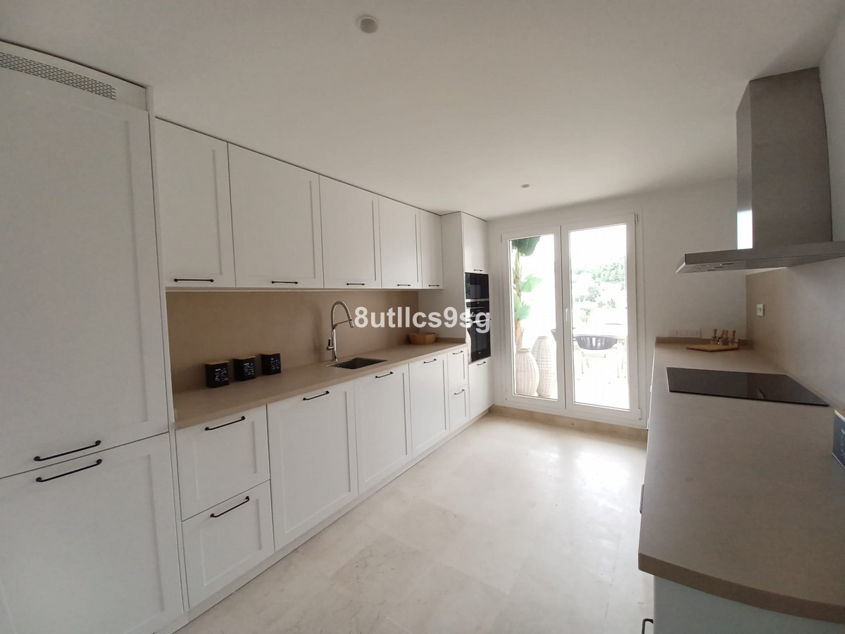 Appartement te koop in Aloha | 3 slaapkamers H5104435