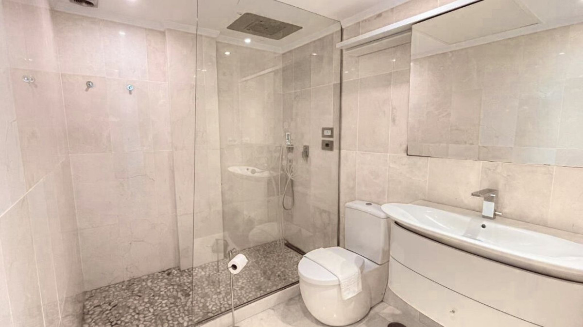 Appartement te koop in Aloha | 2 slaapkamers H5108689