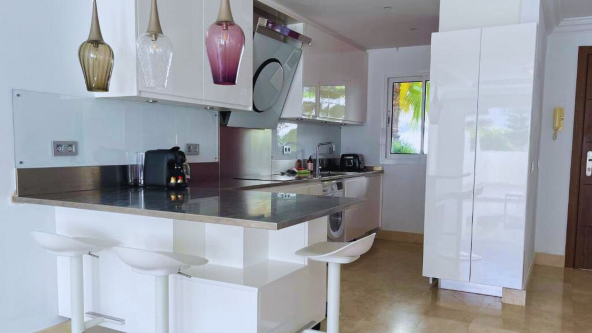 Appartement te koop in Aloha | 2 slaapkamers H5108689