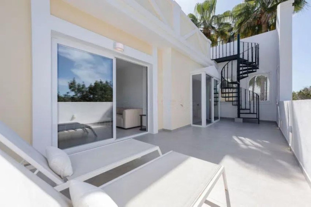 Penthouse Duplex te koop in Aloha | 3 slaapkamers H5116408