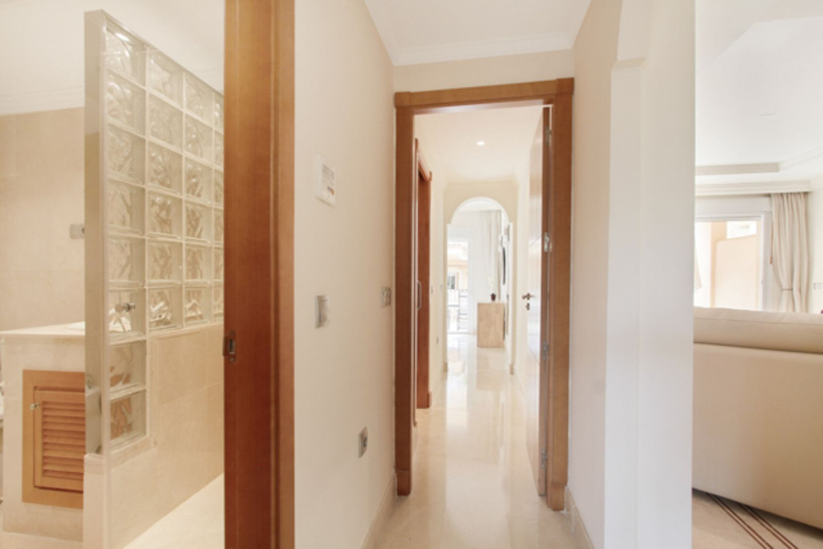 Appartement te koop in Aloha | 2 slaapkamers H5133199