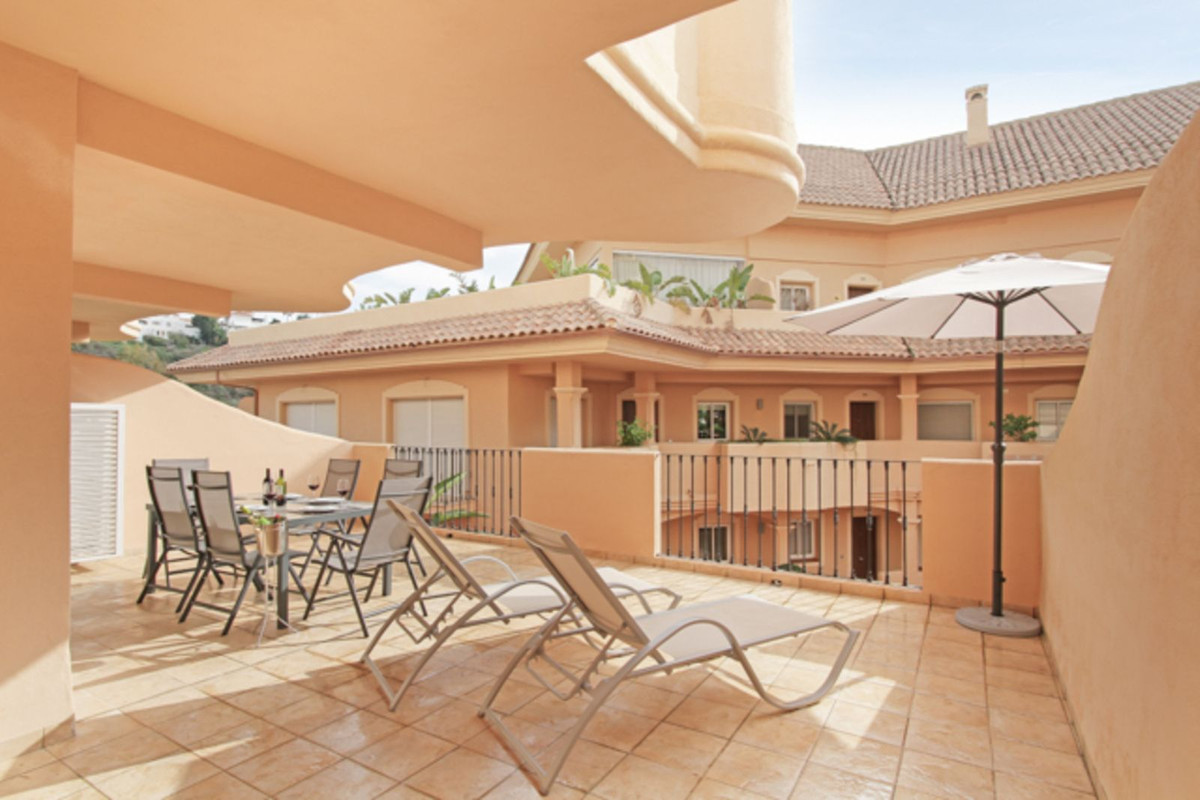 Appartement te koop in Aloha | 2 slaapkamers H5133199