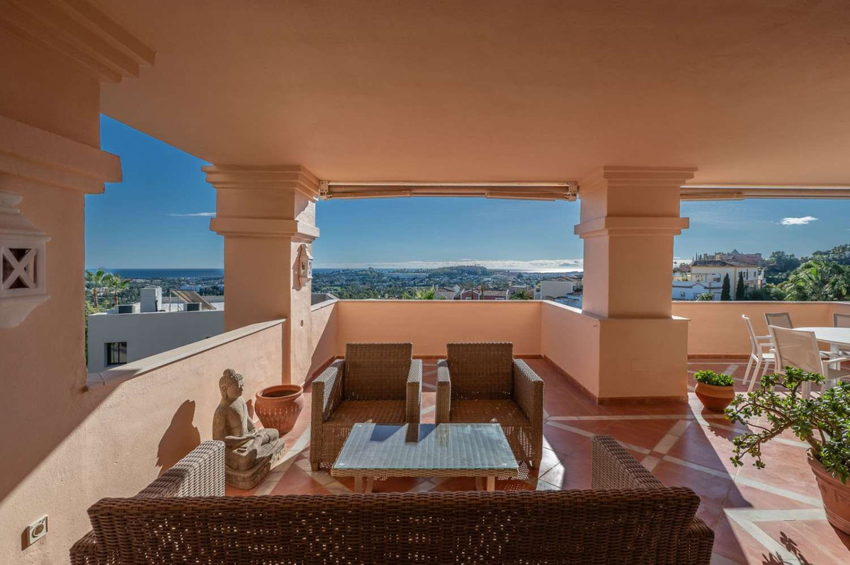 Appartement te koop in Aloha | 3 slaapkamers H5134546