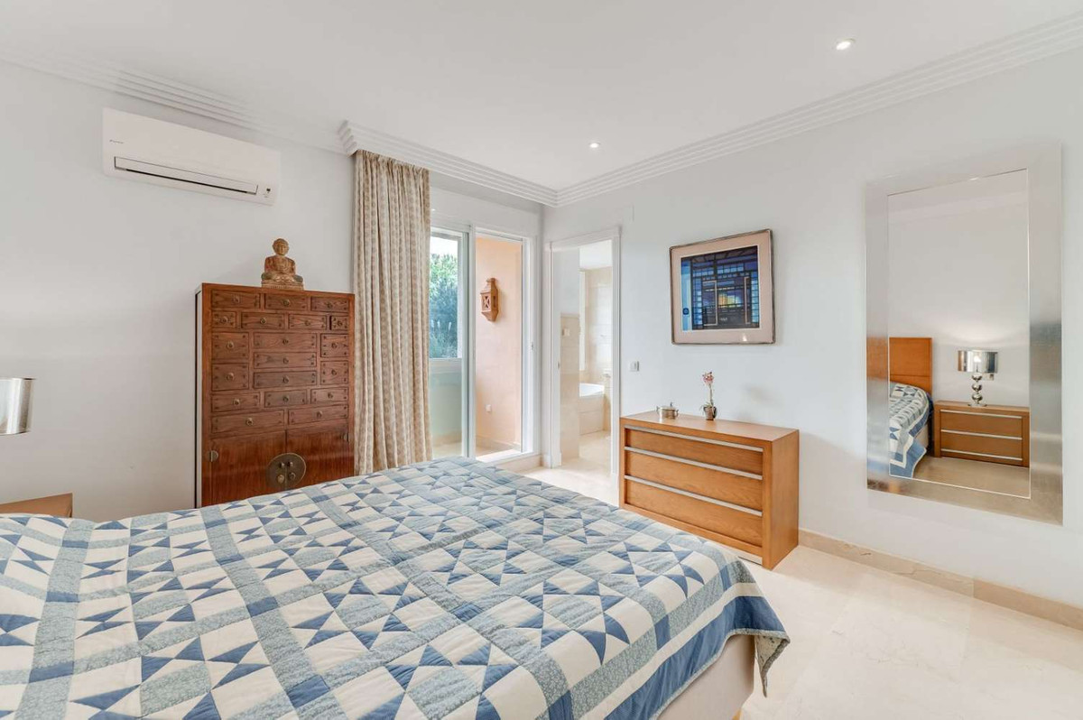 Appartement te koop in Aloha | 3 slaapkamers H5134546