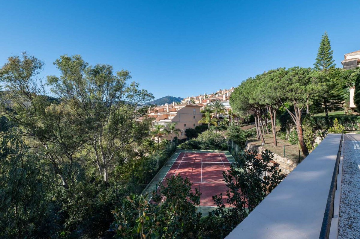 Appartement te koop in Aloha | 3 slaapkamers H5134546