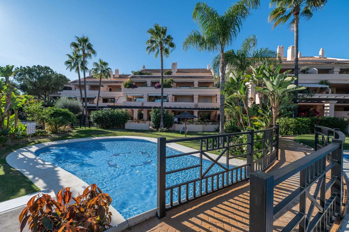 Appartement te koop in Aloha | 3 slaapkamers H5134546