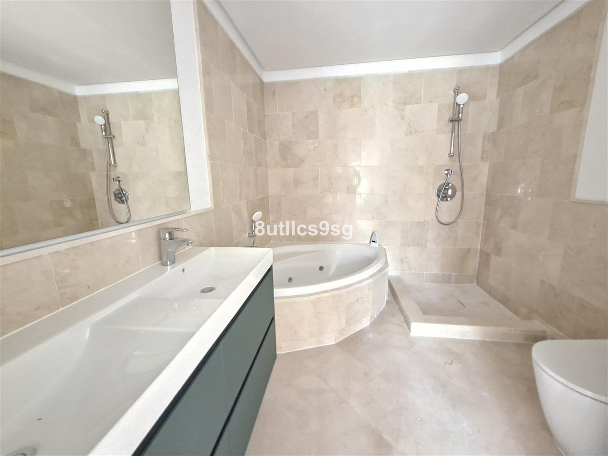 Appartement te koop in Aloha | 2 slaapkamers H5167807