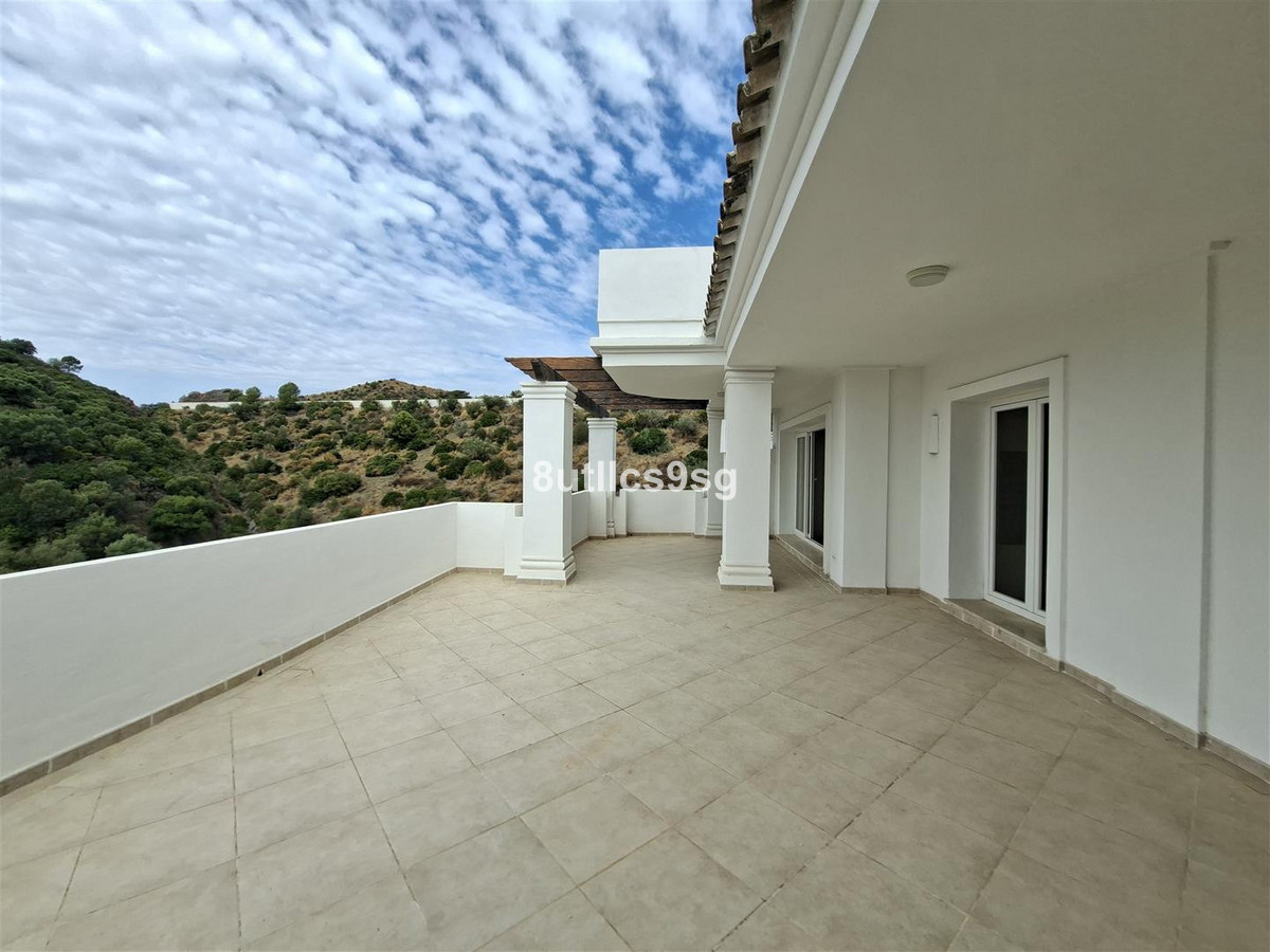 Appartement te koop in Aloha | 2 slaapkamers H5167807