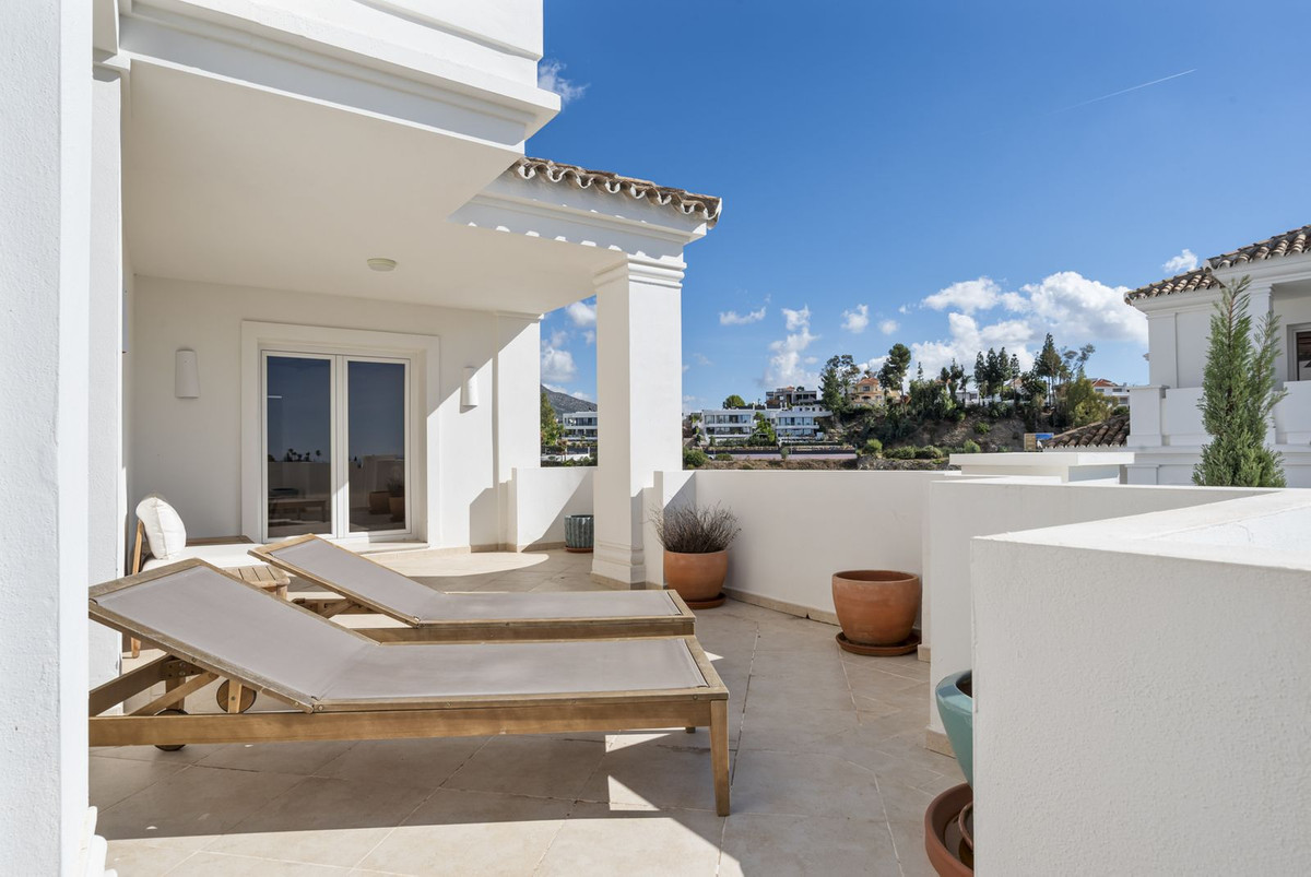 Appartement te koop in Aloha | 3 slaapkamers H5196688