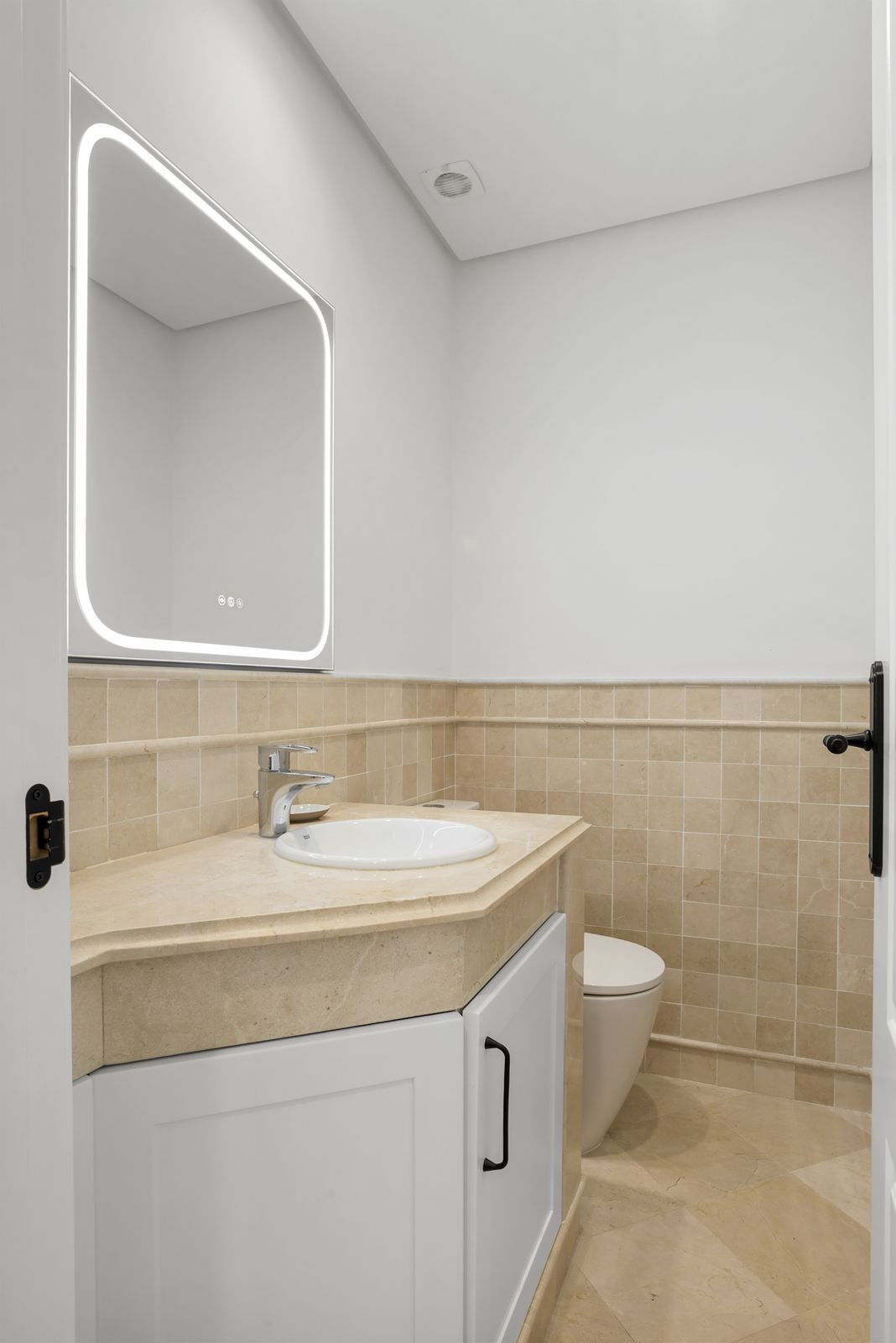 Appartement te koop in Aloha | 3 slaapkamers H5196688