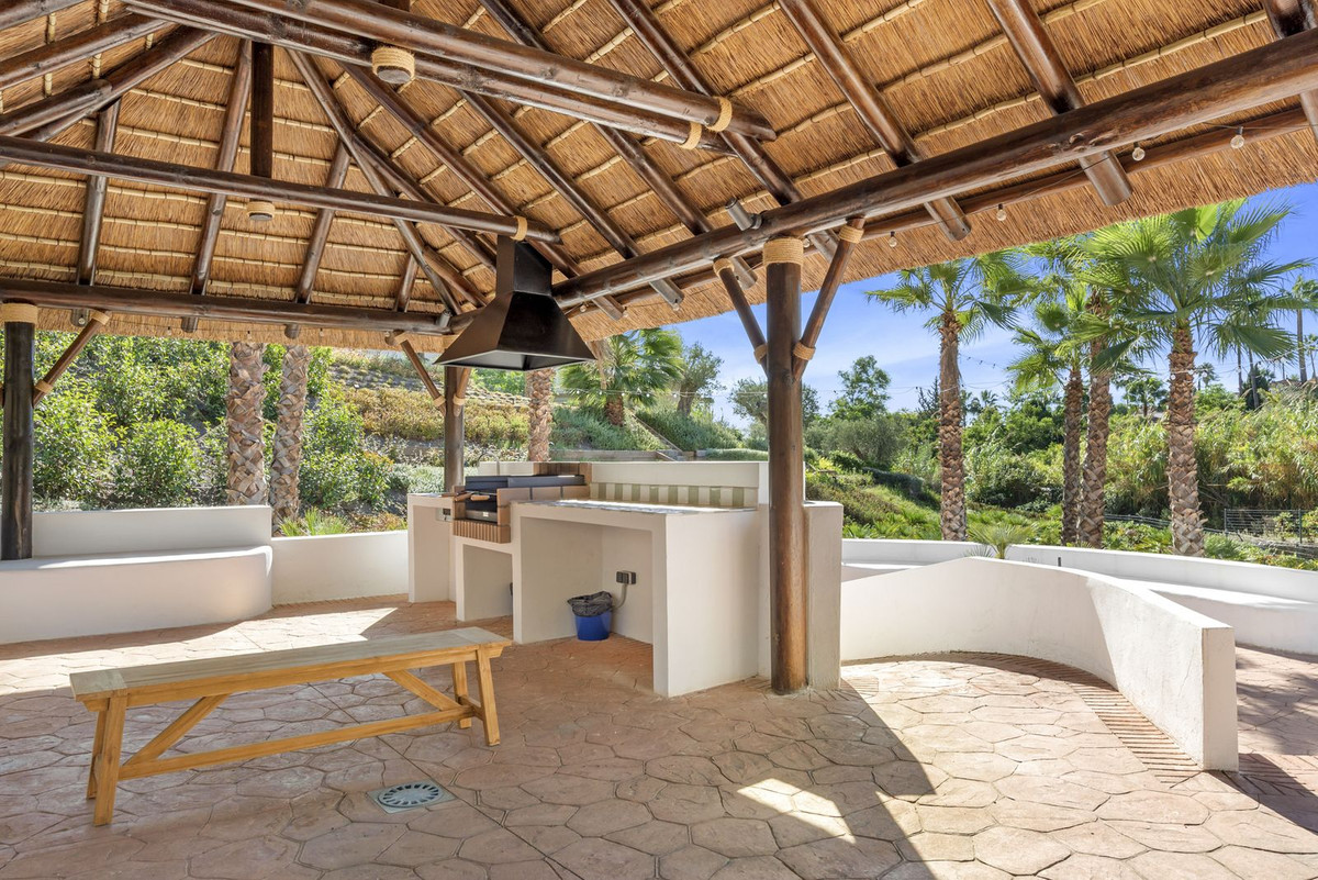 Appartement te koop in Aloha | 3 slaapkamers H5196688