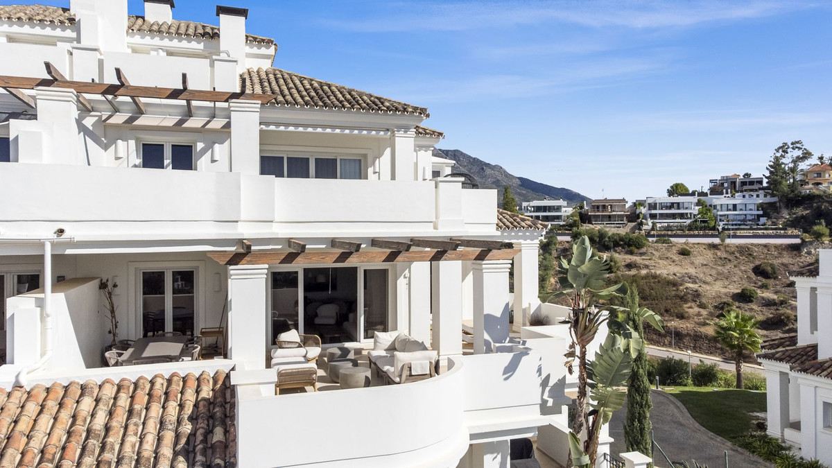 Appartement te koop in Aloha | 3 slaapkamers H5196688