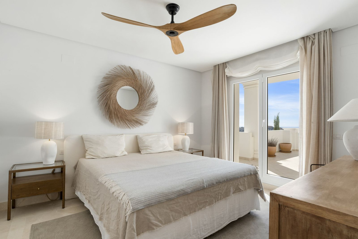 Appartement te koop in Aloha | 3 slaapkamers H5196688