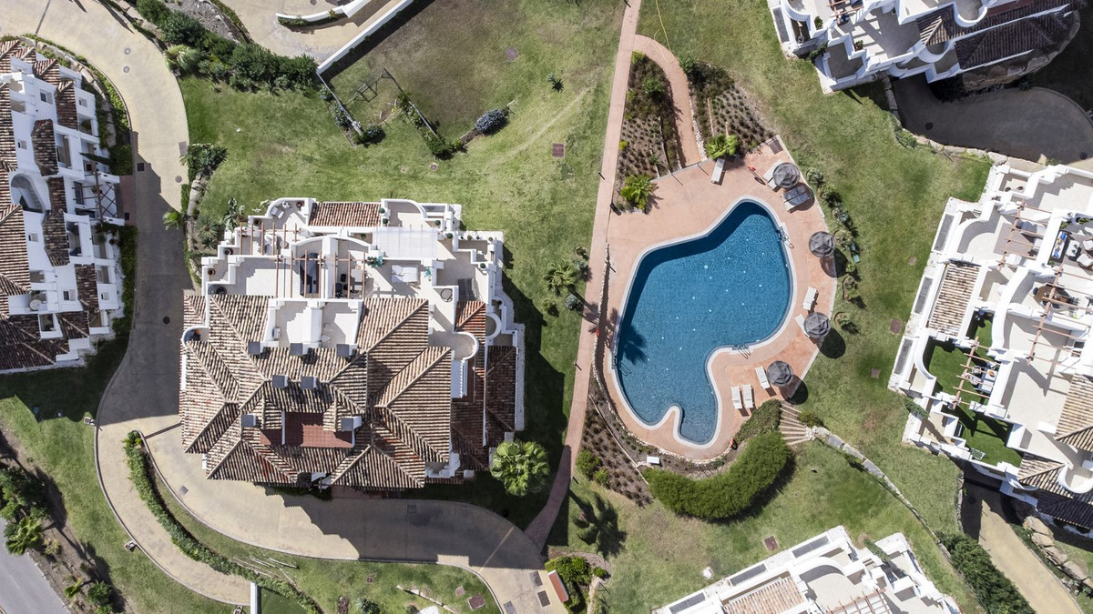 Appartement te koop in Aloha | 3 slaapkamers H5196688