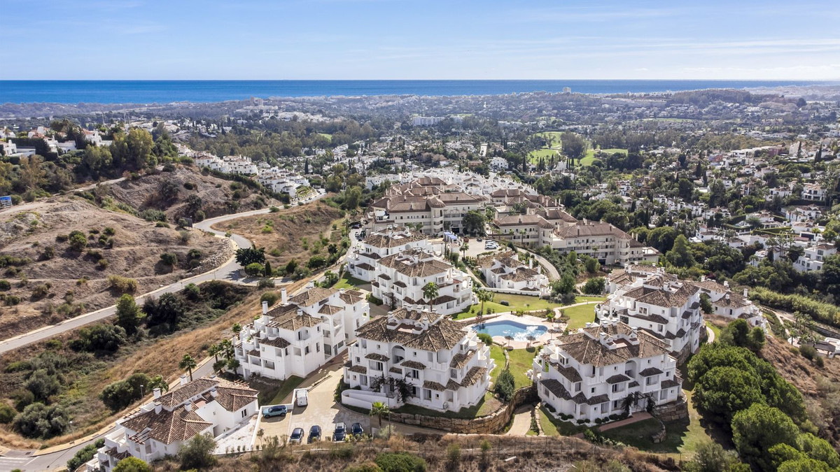 Appartement te koop in Aloha | 3 slaapkamers H5196688