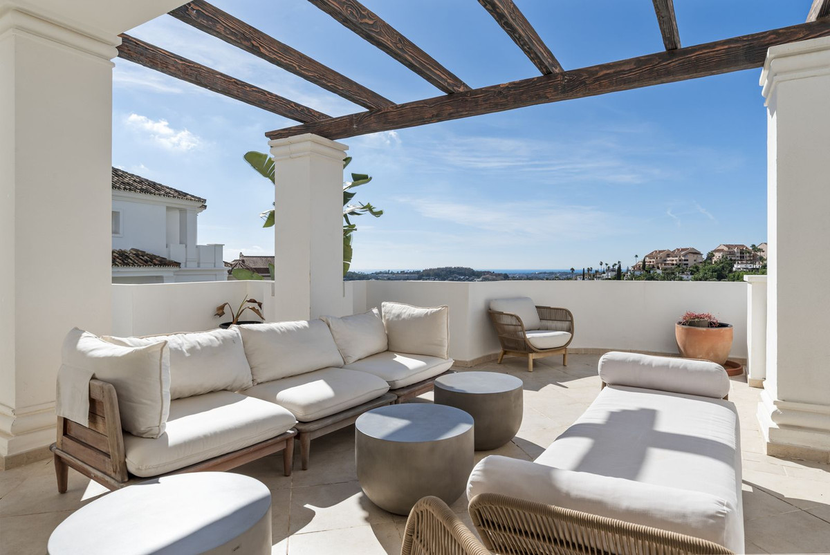 Appartement te koop in Aloha | 3 slaapkamers H5196688